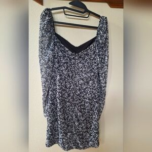 Astr The Label Ruched Long Sleeve Black & White Floral Mini Dress Womens Size M